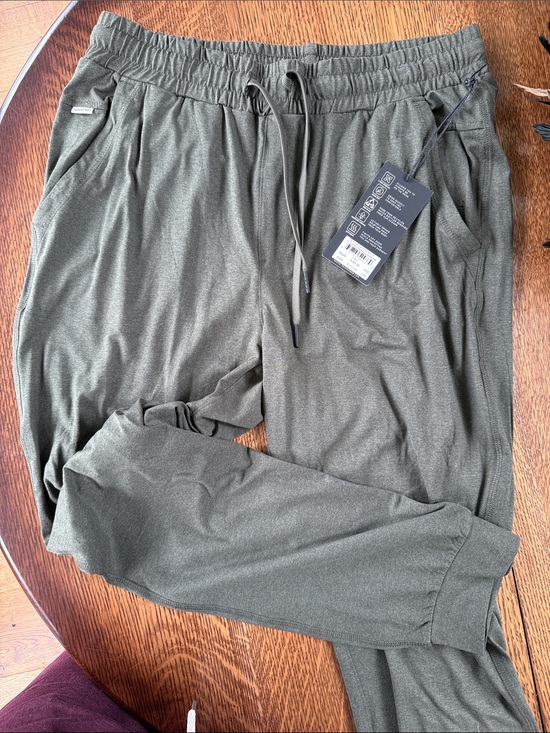 7 Diamonds Other - 7 Diamonds Olive Green Heather Performance Joggers